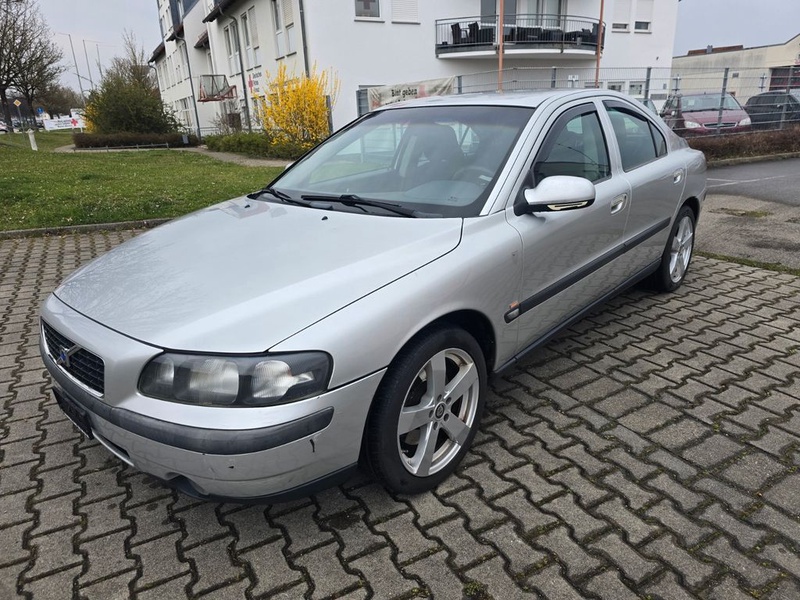 Volvo S60