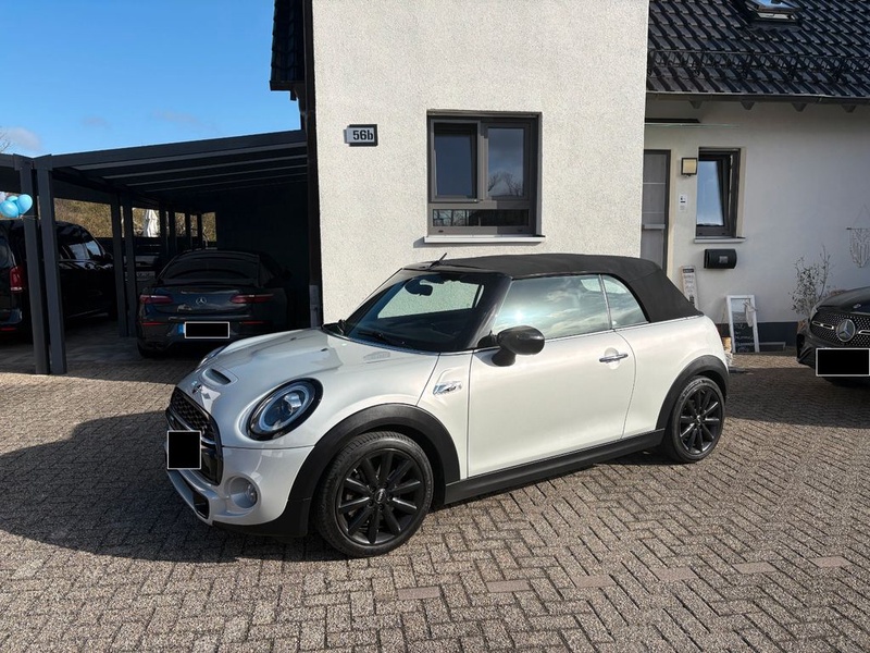 MINI Cabrio