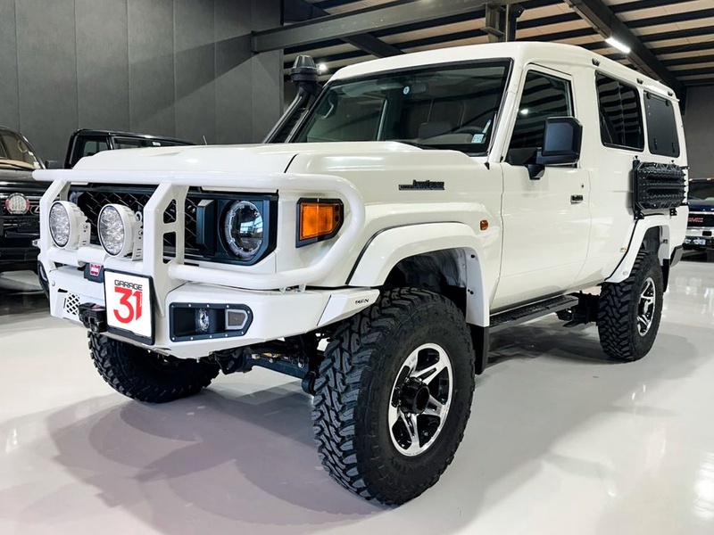 Toyota Land Cruiser