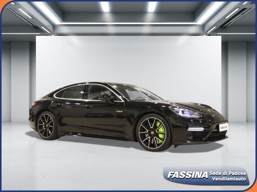 Porsche Panamera 2018