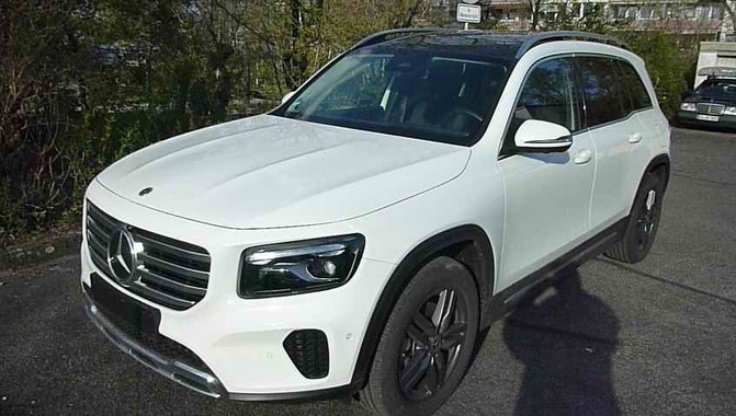 Mercedes-Benz GLB-Class 2024