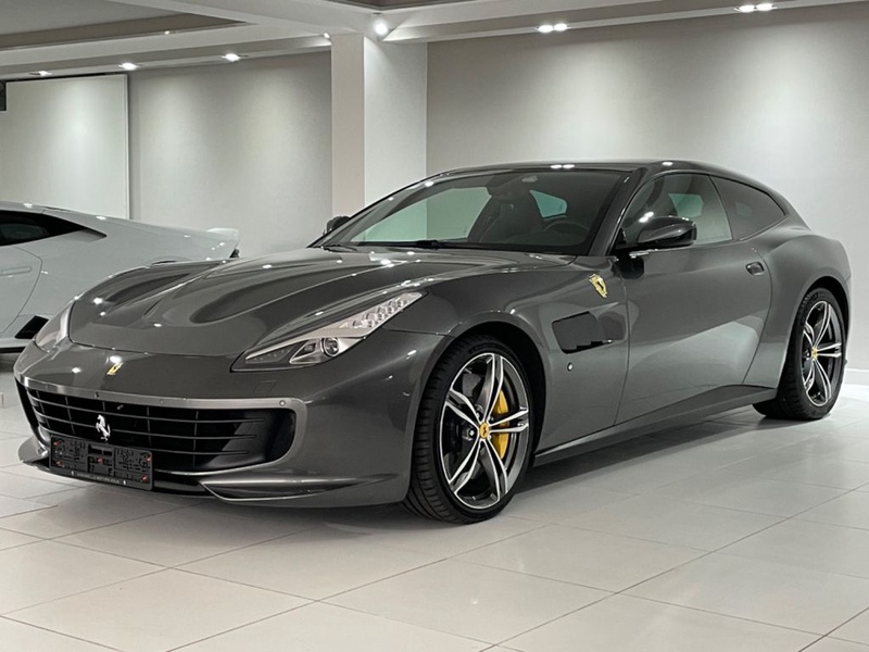 Ferrari GTC4Lusso