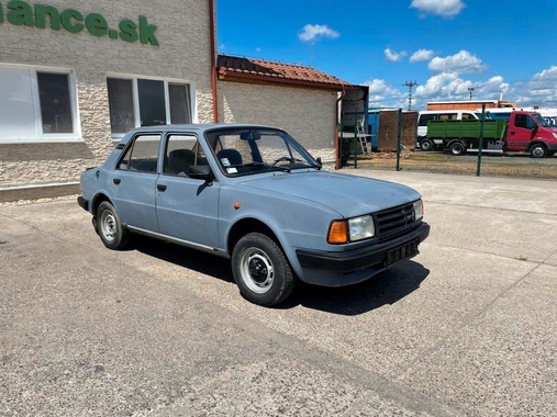 Skoda 120 1990
