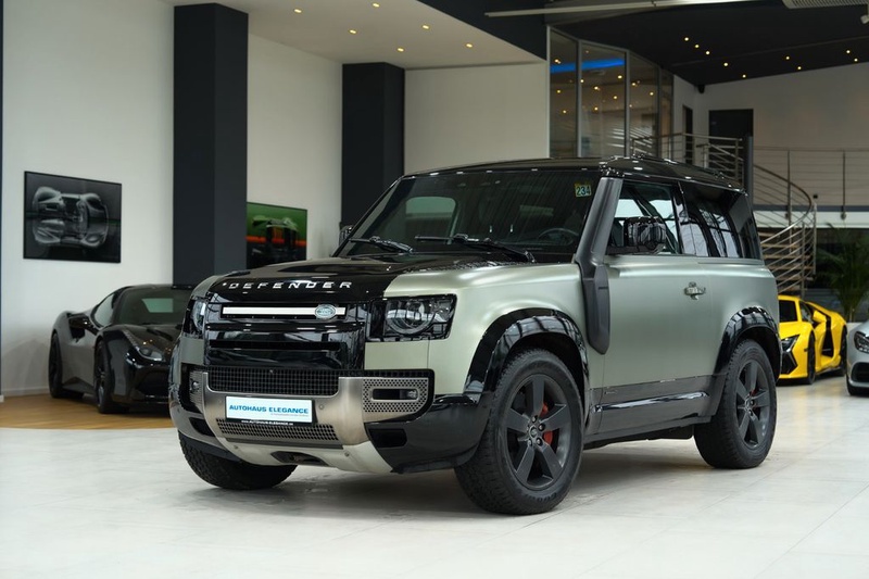 Land Rover Defender