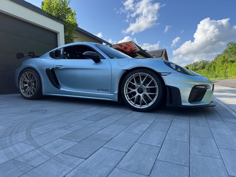 Porsche Cayman