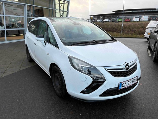 Opel Zafira 2012