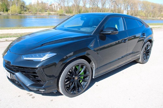 Lamborghini Urus 2025