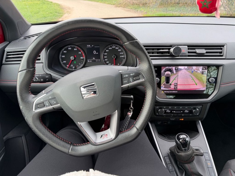 Seat Arona