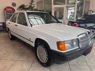 Mercedes-Benz 190 1987