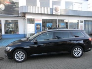 Volkswagen Passat 2023