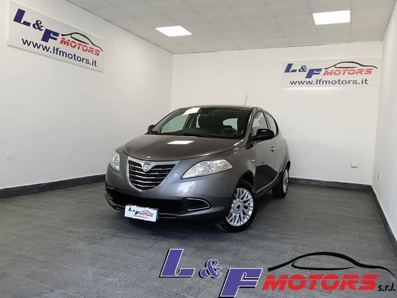 Lancia Ypsilon