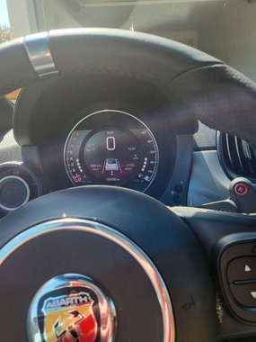 Abarth 595 2023