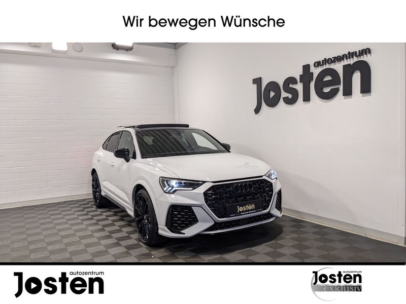 Audi RSQ3