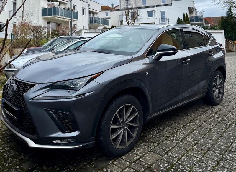 Lexus NX