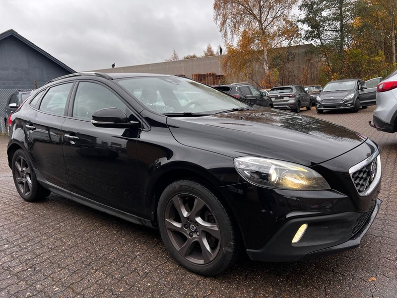 Volvo V40