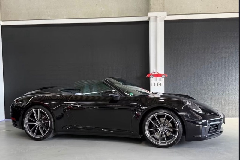 Porsche 992