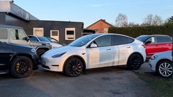 Tesla Model Y 2022