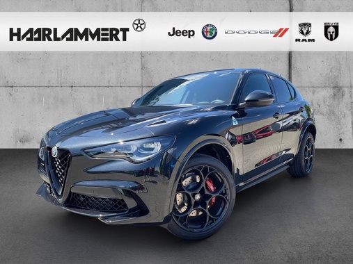 Alfa Romeo Stelvio 2025