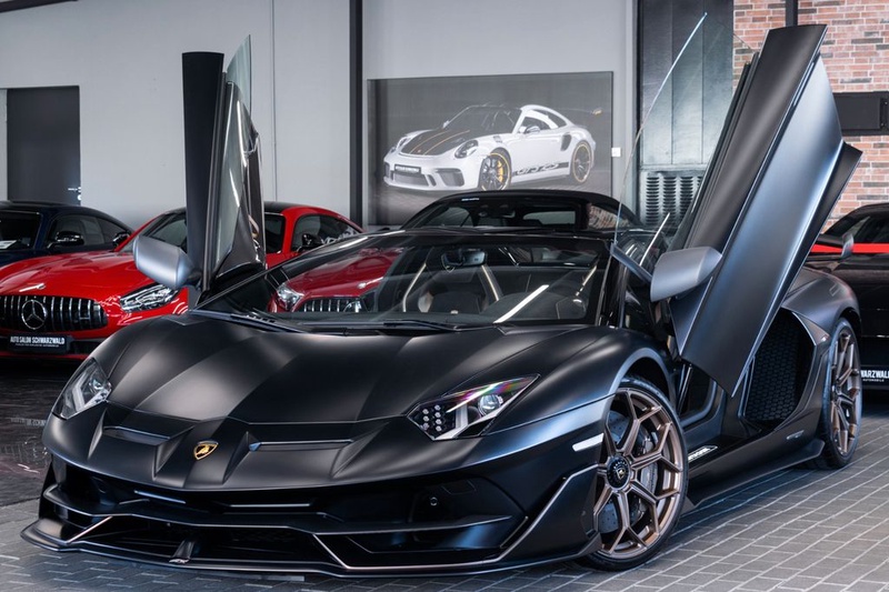 Lamborghini Aventador