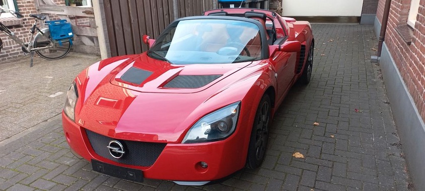 Opel Speedster 2002