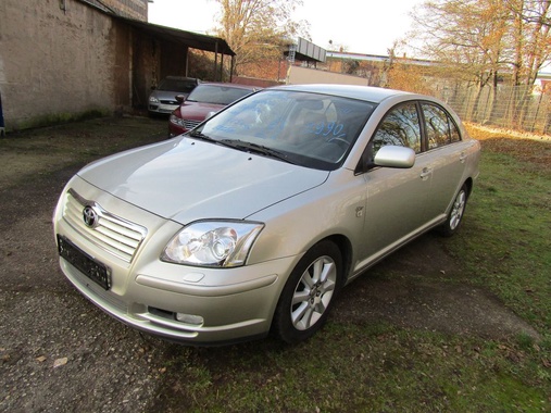 Toyota Avensis 2004