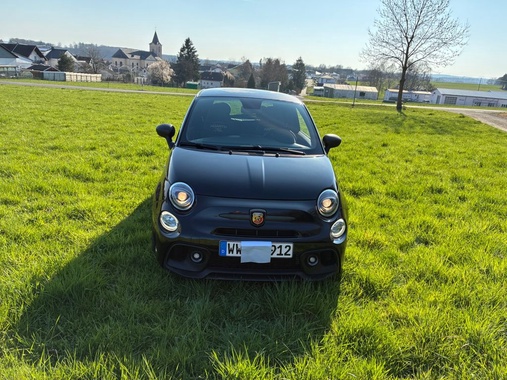 Abarth 695 2024
