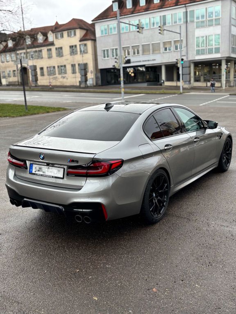 BMW M5