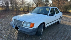 Mercedes-Benz 200 1987