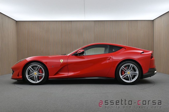 Ferrari 812 2019