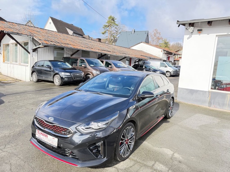 Kia pro cee'd / ProCeed