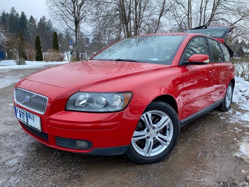 Volvo V50
