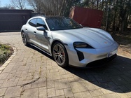 Porsche Taycan 2022