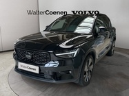 Volvo XC40 2025