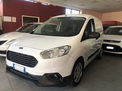 Ford Transit Courier 2020