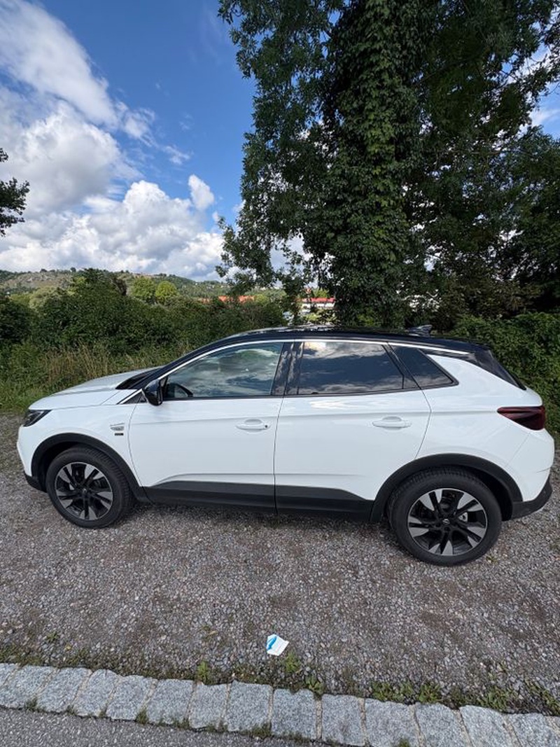 Opel Grandland