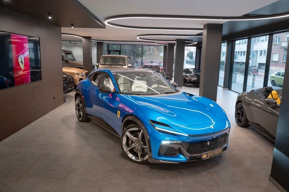 Ferrari Purosangue 2025