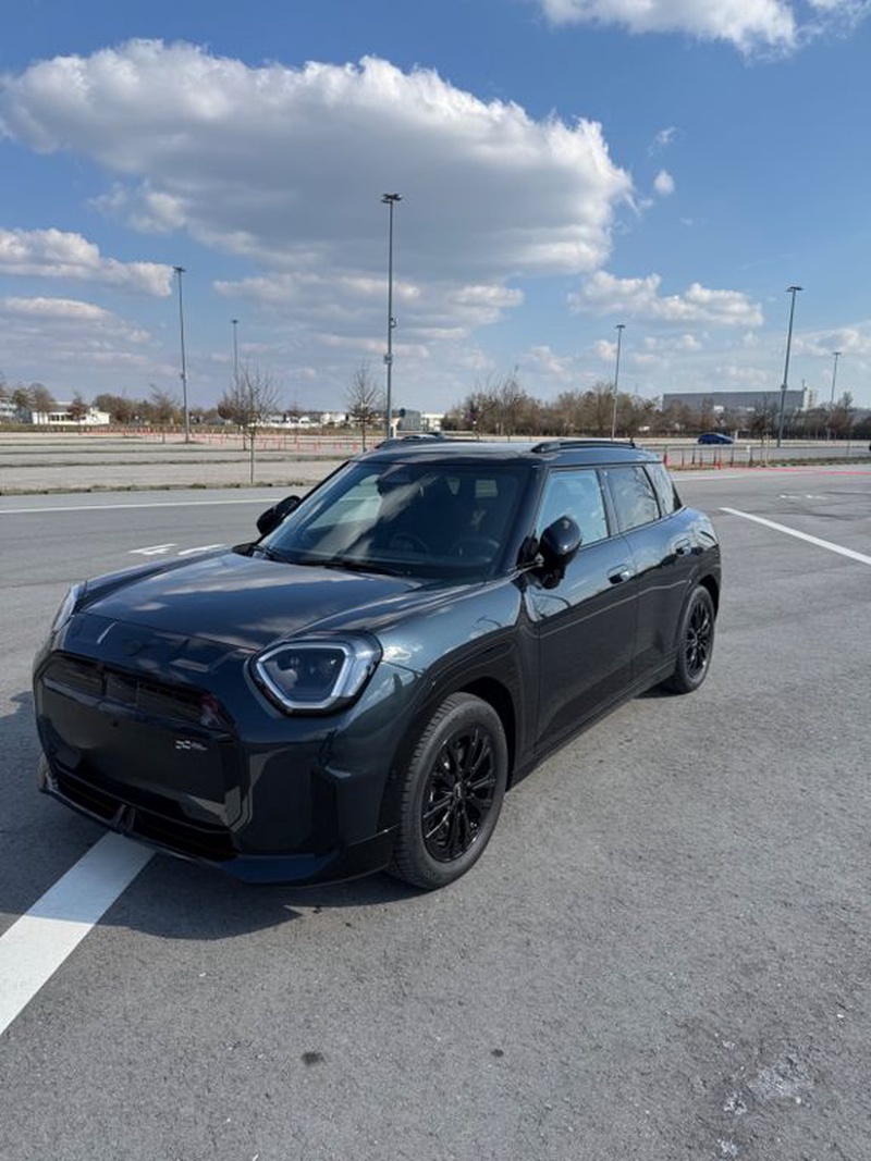 MINI Aceman