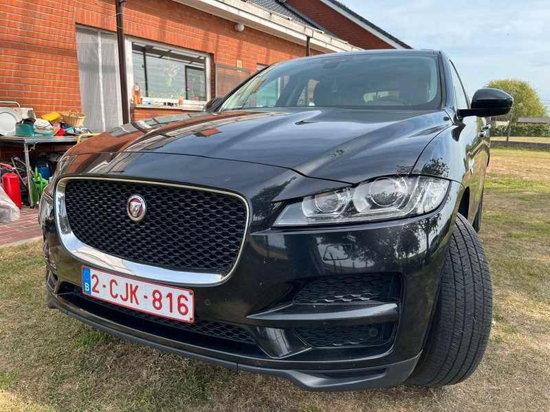 Jaguar F-Pace