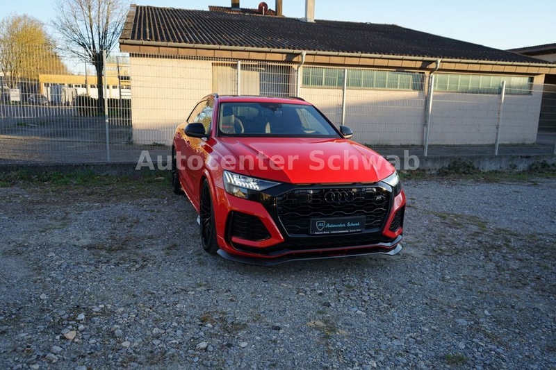 Audi RSQ8