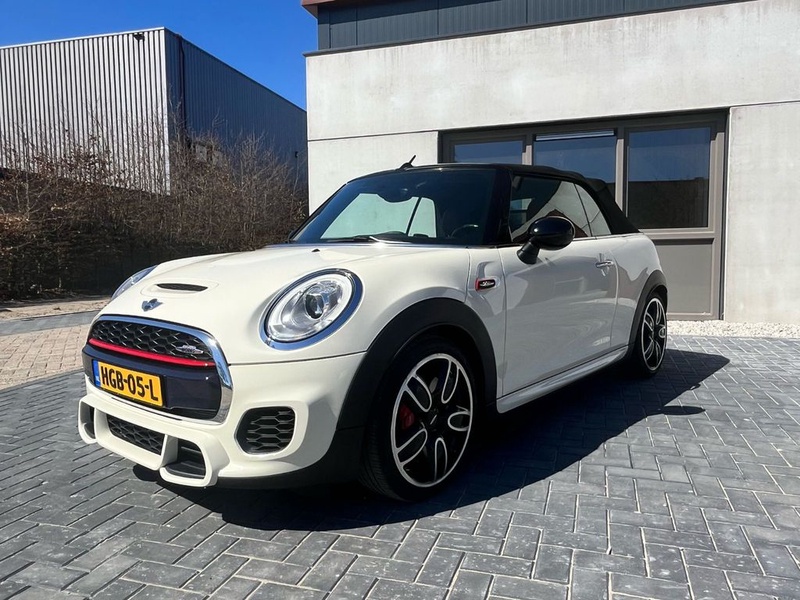 MINI Cabrio