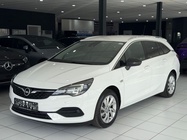 Opel Astra 2022