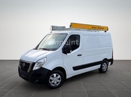 Nissan NV400 2020