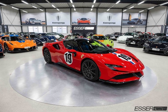 Ferrari SF90 2023