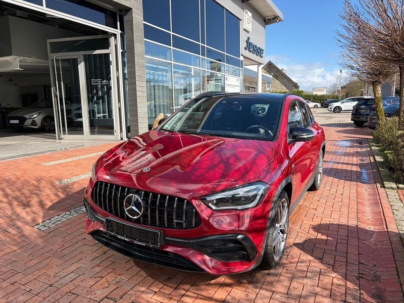 Mercedes-Benz GLA-Class
