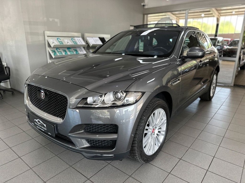 Jaguar F-Pace
