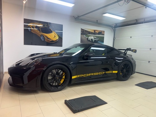 Porsche 992 2025