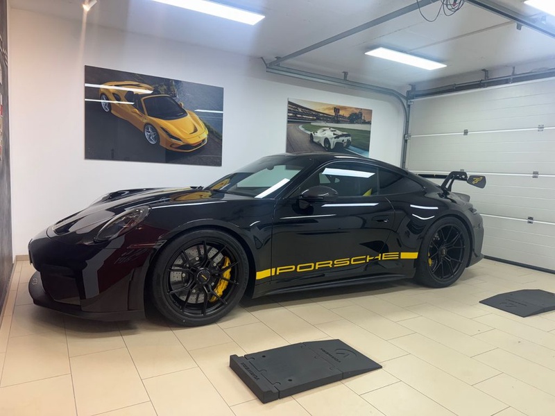 Porsche 992