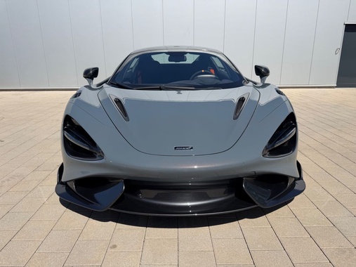 McLaren 765LT 2021