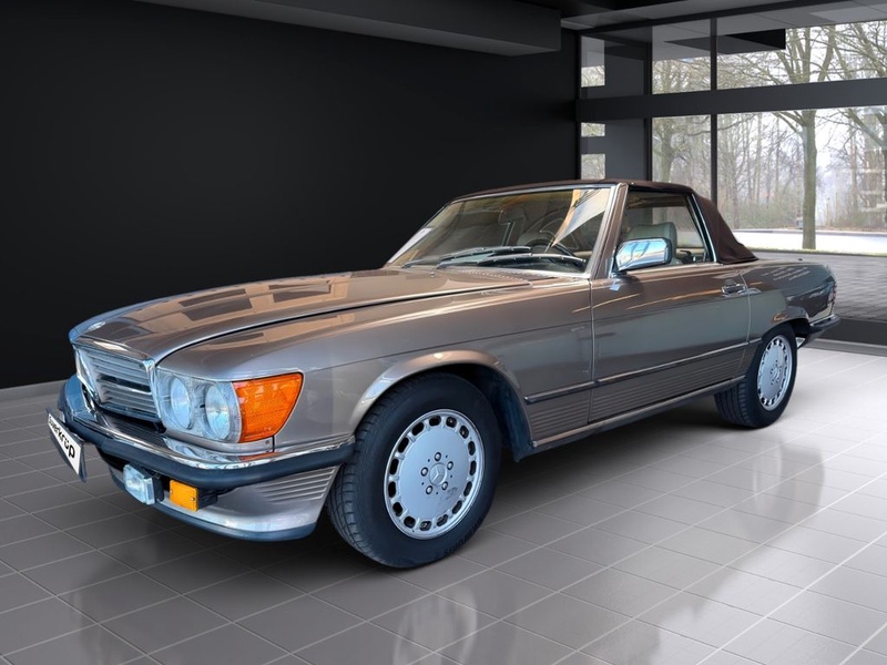 Mercedes-Benz SL-Class