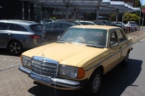 Mercedes-Benz 200 1983